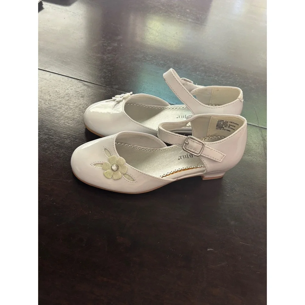 Christie & Jill Girls White Patent Mary Jane Flower Dress Shoes CJ HEAVEN 12